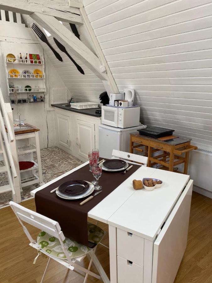 Loft De Lancelot City Center Sens Exteriör bild